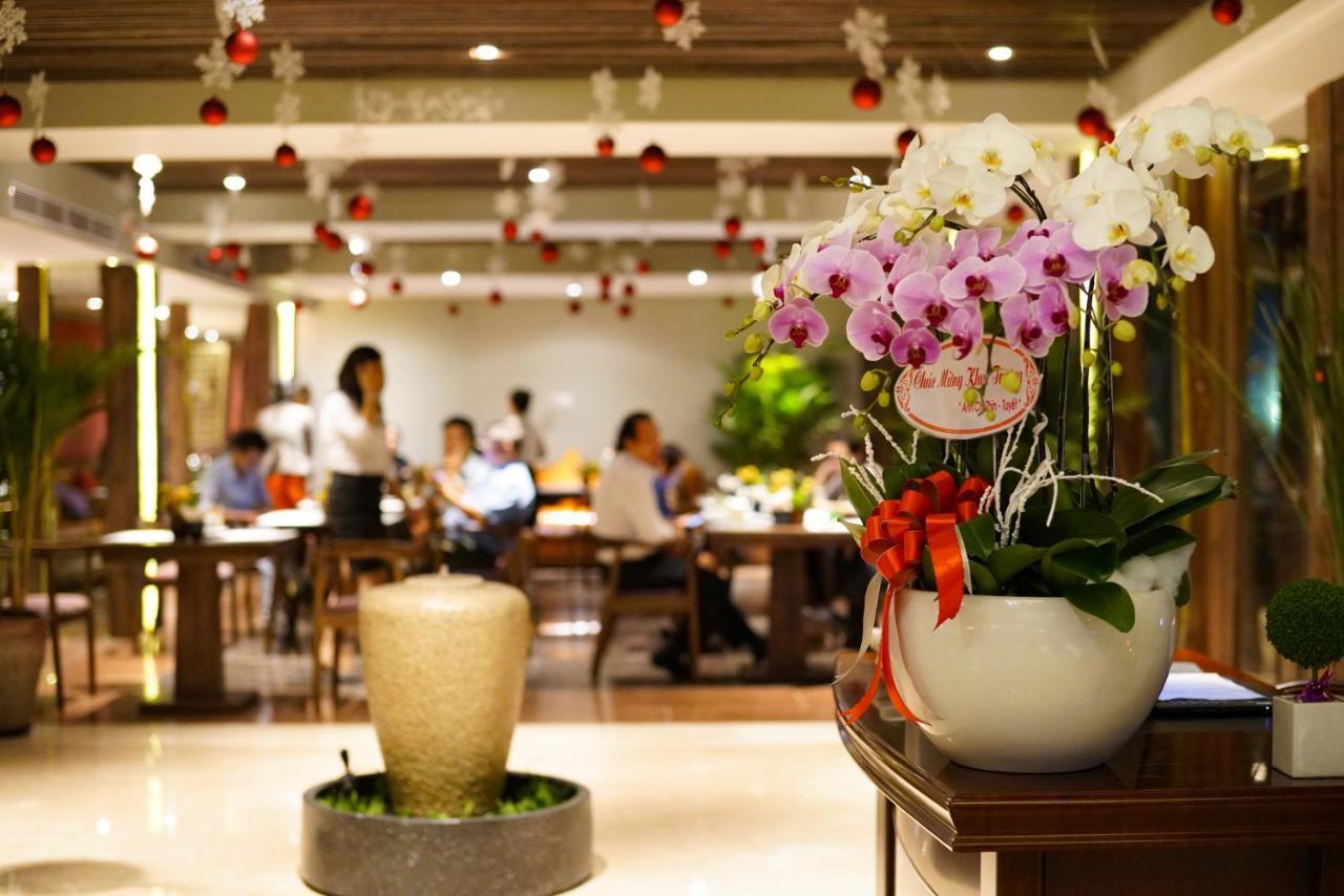 Au Legend Hotel